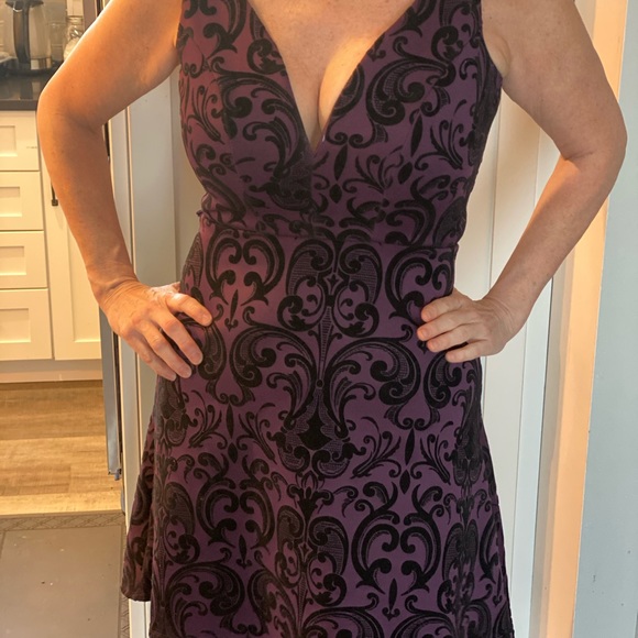 Dress - Picture 2 of 3